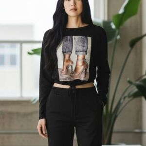 Stylish Black Graphic Long Sleeve Top